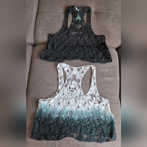 Delusive Crochet Crop Tops In Size Small. - Picture 2 of 6